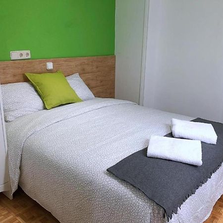 Apartamentos Barcelona 12 马德里 外观 照片